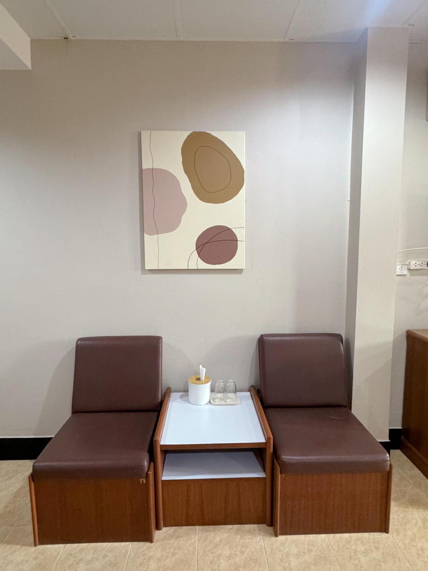 Tokyo Hotel Nakhon Ratchasima Bagian luar foto